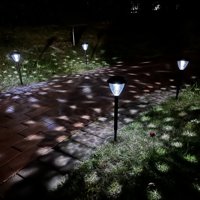 Luces de jardín para caminos exteriores con energía solar